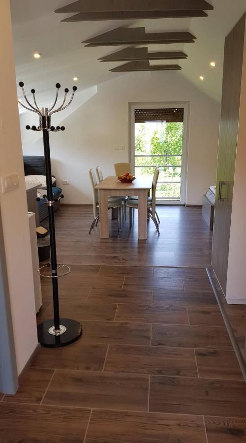 Apartma Cifra Begunje Buitenkant foto